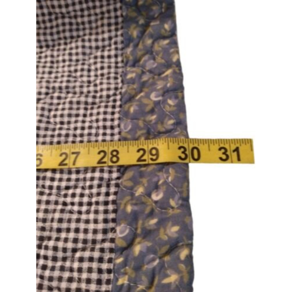 Hand Pieced Quilted Large Pillow 2 Sham Blue & White Floral Patchwork 24" x 30" - Picture 8 of 11